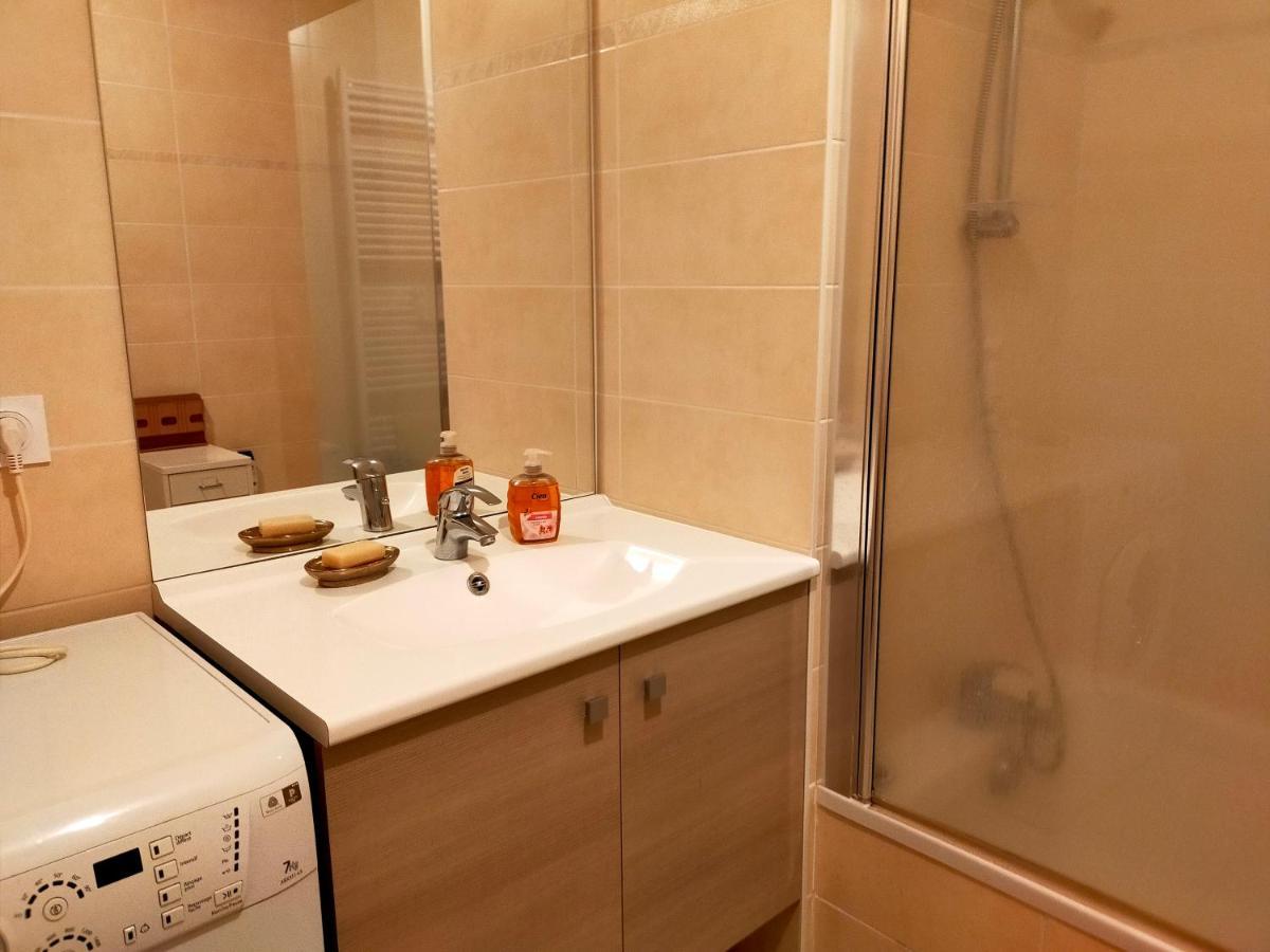 chambre privée Annemasse Esterno foto
